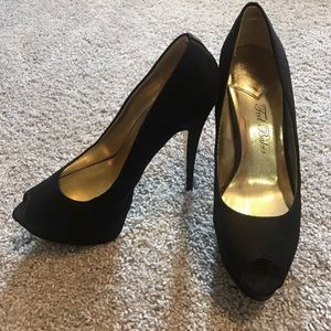 Ted Baker high heels size US 9/UK 6/EU 39
